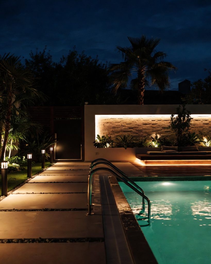 Éclairage piscine extérieur